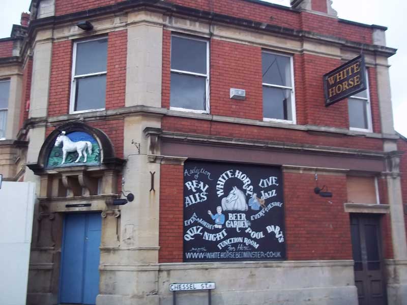 Nags Head adopted the White Horse Pub in Only Fools and Horses